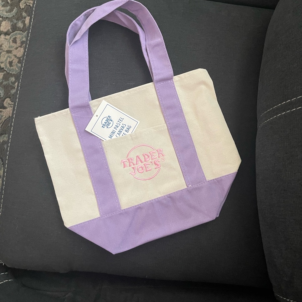 Trader Joe’s mini canvas tote bag 💼 (pastel),new with tag